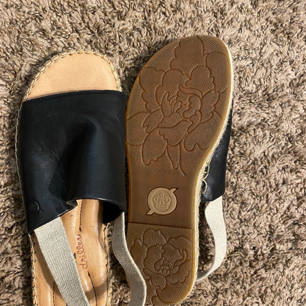 Black sandals - Picture 2 of 3